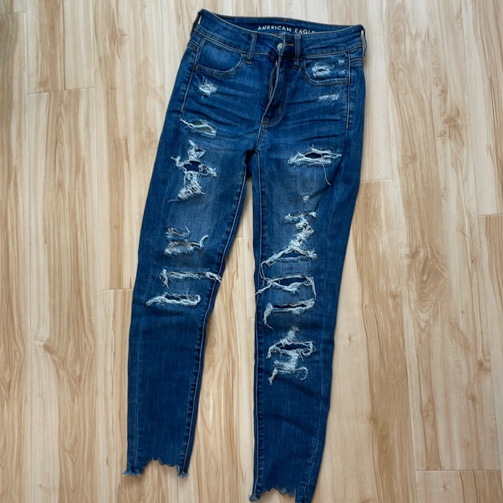 Mint condition American eagle jeans
